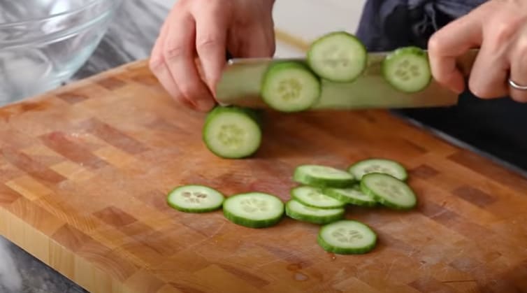 chop up the vegetables