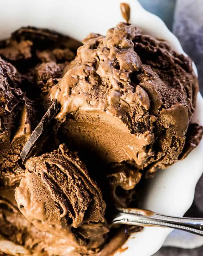 vegan chocolate banana ice cream