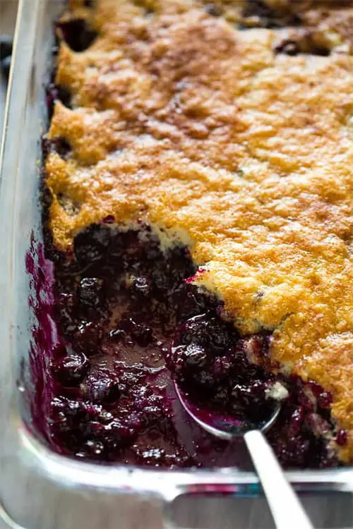 cobbler with blackberries