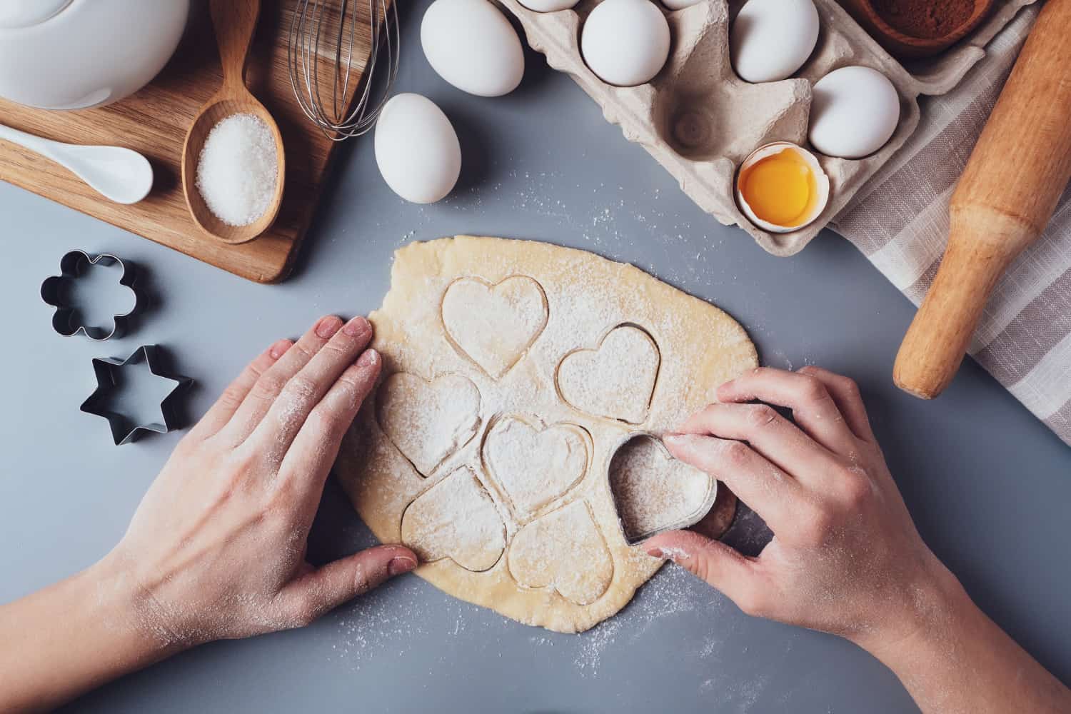 how to get rust off cookie cutters