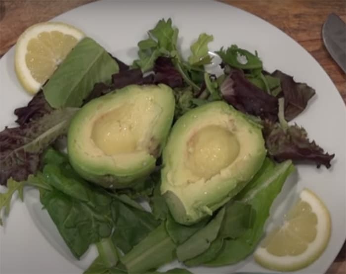 preparing the avocado