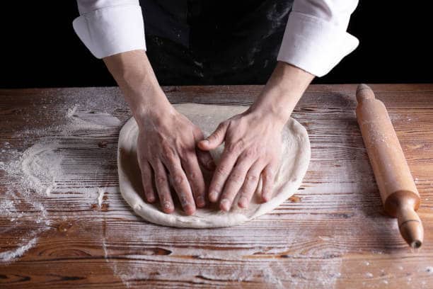 round table pizza crust types