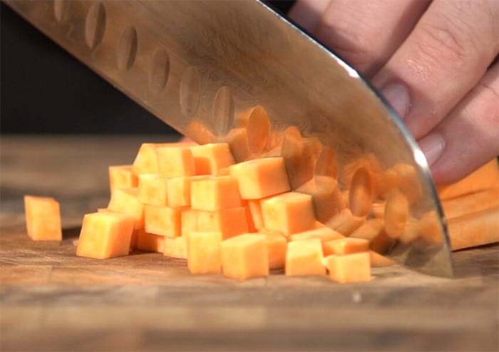 cutting in cubes