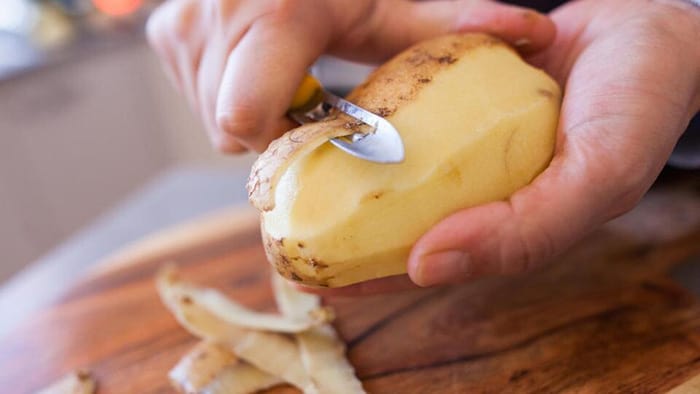 peeling potato