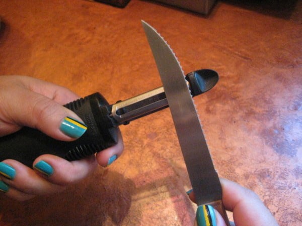 sharpen a peeler 