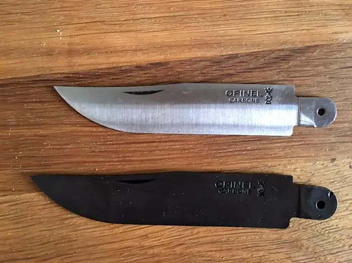 black color knife