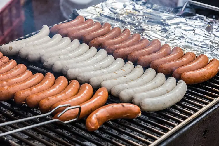 smoking homemade sausage